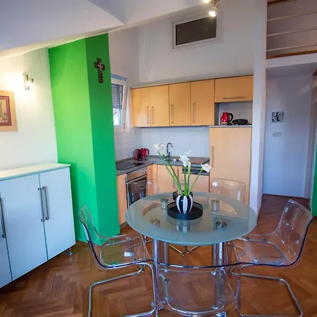 Cvita Apartment *